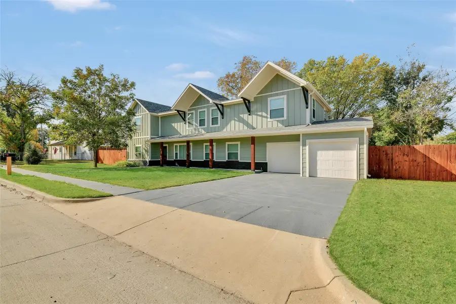 316 Athenia Drive, Fort Worth, TX 76114 - Image #2