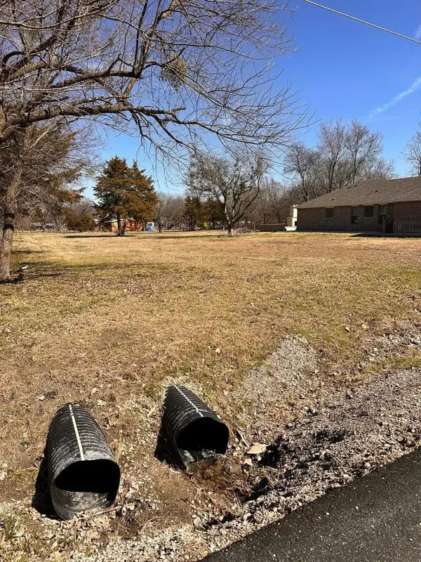 4196 Portwood Drive, Lancaster, TX 75134