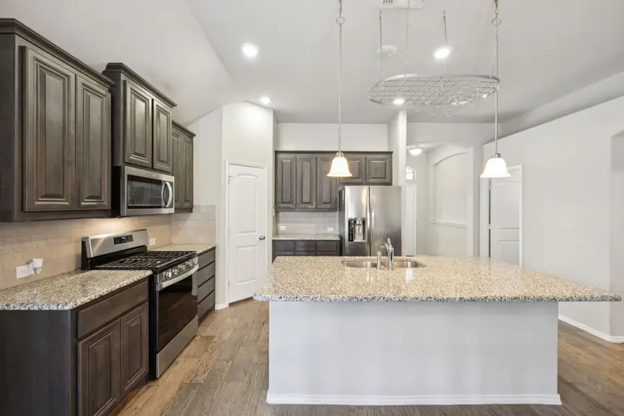 6369 Red Cliff Drive, Fort Worth, TX 76179 - Image #3