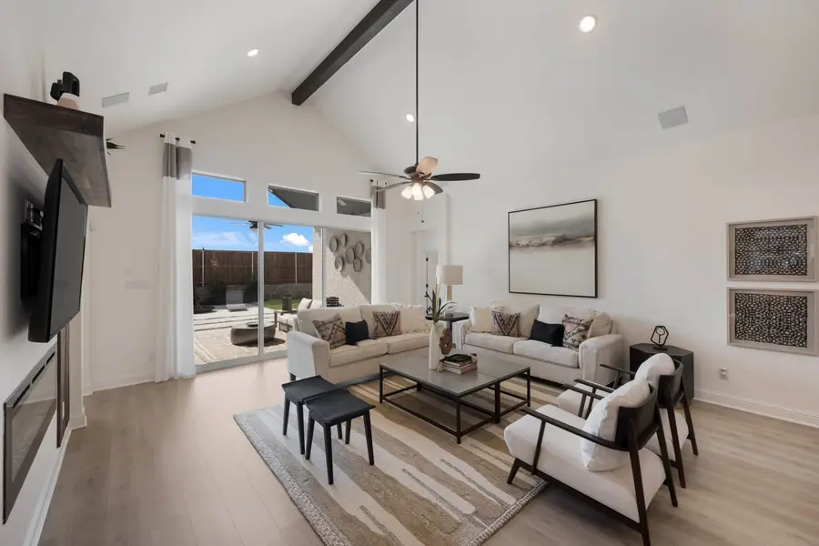 636 Red Maple Road, Waxahachie, TX 75165 - Image #3