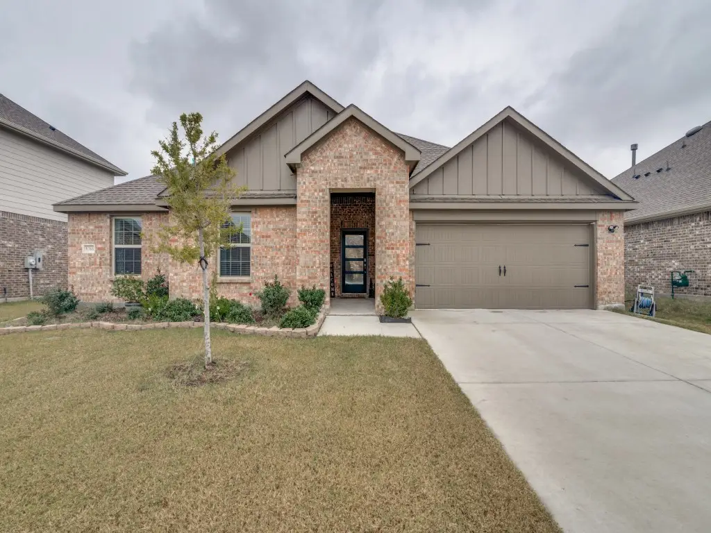 8366 Slowburn Drive, Garland, TX 75043 - Image #1