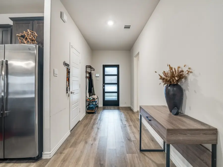 8366 Slowburn Drive, Garland, TX 75043 - Image #3