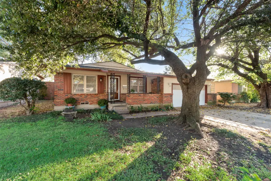 11310 Sinclair Avenue, Dallas, TX 75218 - Image #2