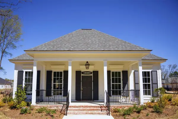 2105 Pecan Square Avenue, Shreveport, LA 71106