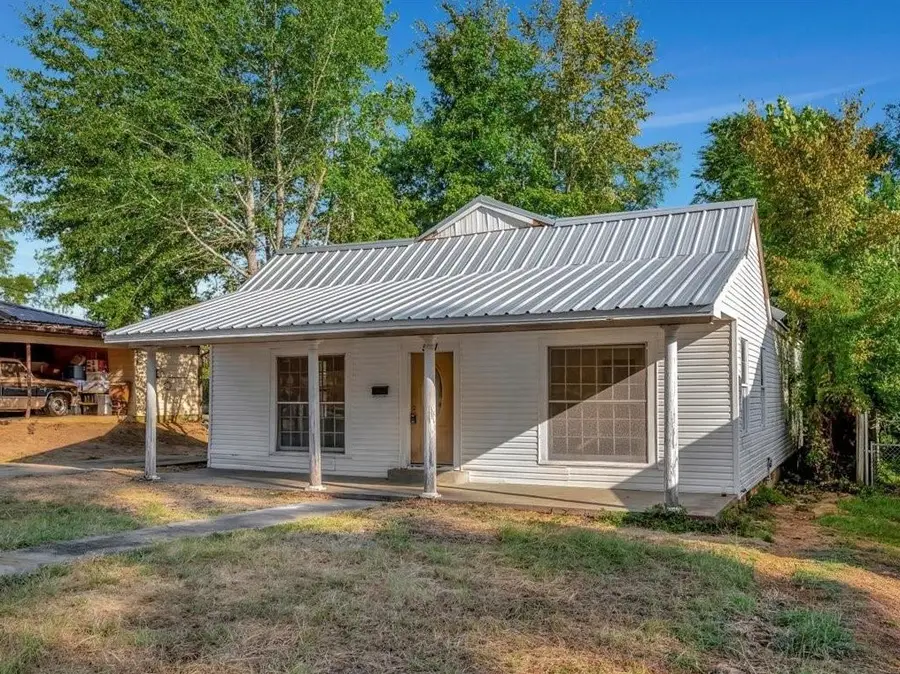 511 Woodlawn Street, Henderson, TX 75652 - Image #3