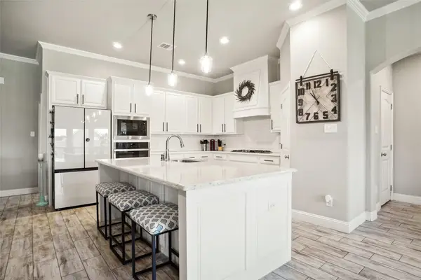 1456 Silent Springs Drive, Fort Worth, TX 76052