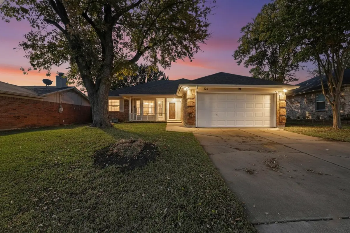 932 Freestone Drive, Arlington, TX 76017 - Image #1