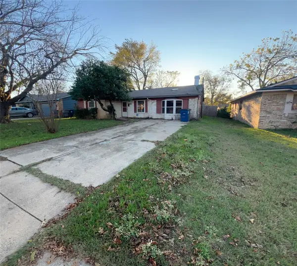 2421 Suffolk Lane, Lancaster, TX 75134