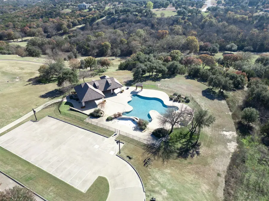 7617 Muirfield Drive, Cleburne, TX 76033 - Image #2