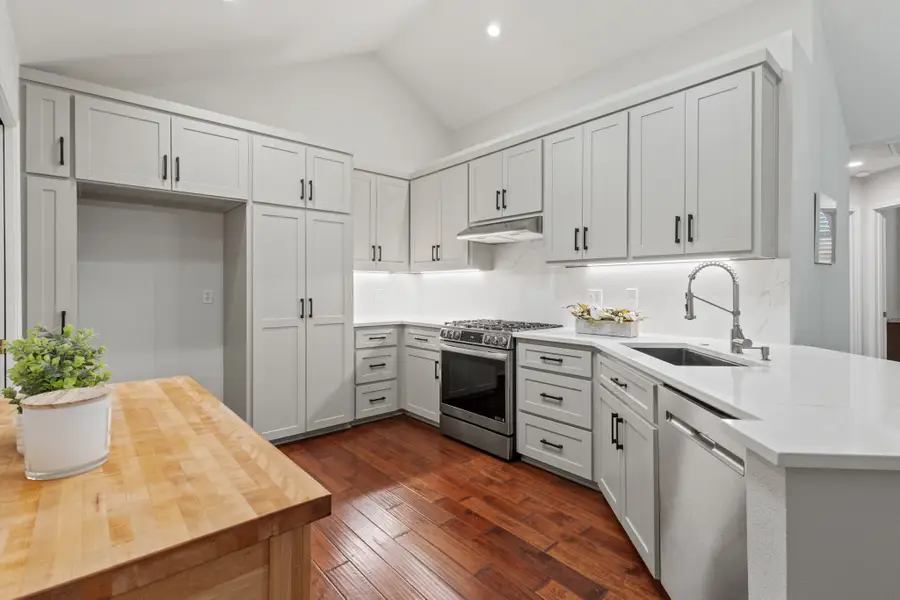 2224 Countryside Drive #2224, Bedford, TX 76021 - Image #3