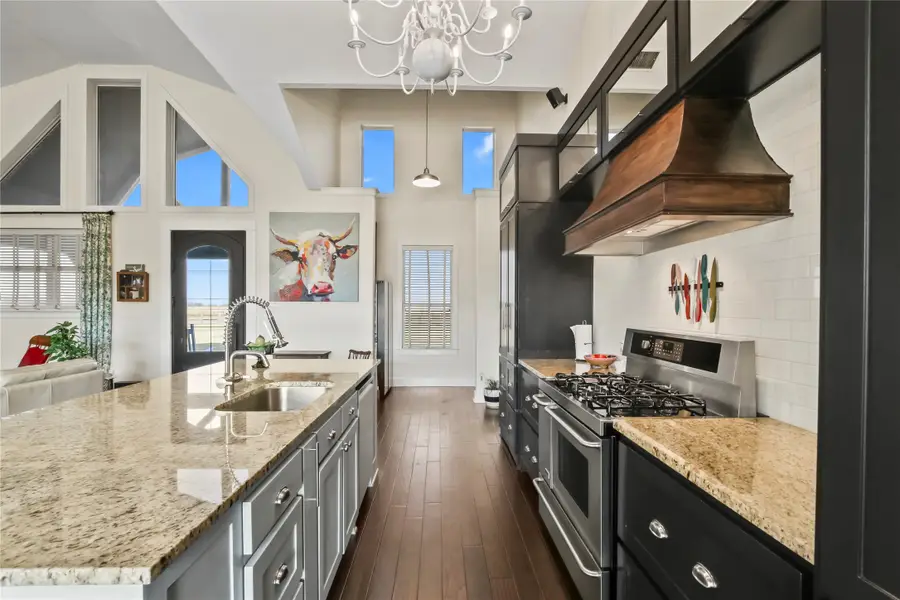 125 George Owens Road, Ponder, TX 76259 - Image #2