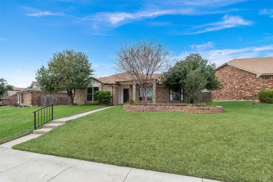 1635 Cemetery Hill Road, Carrollton, TX 75007 - Image #2