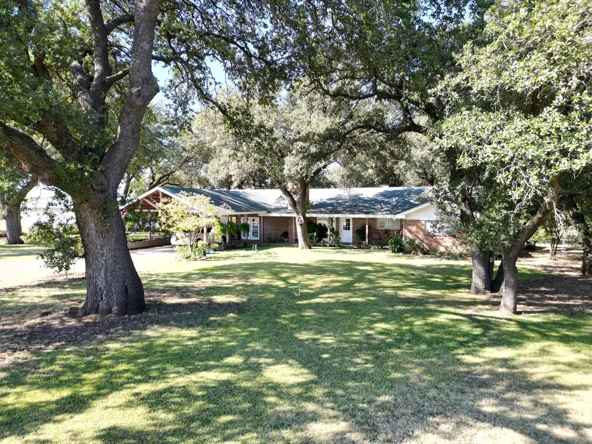 2115 North Neches, Coleman, TX 76834 - Image #1