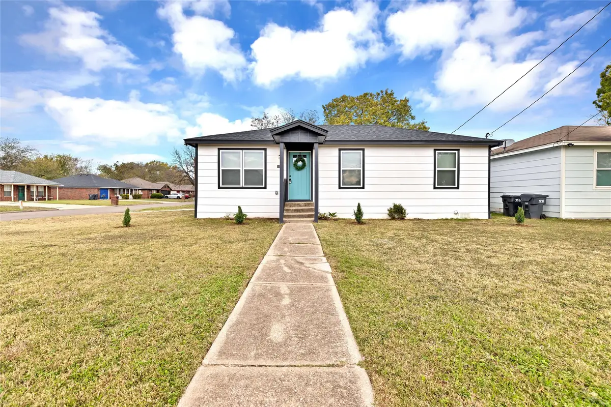 1600 Faulkner Lane, Waco, TX 76704 - Image #1