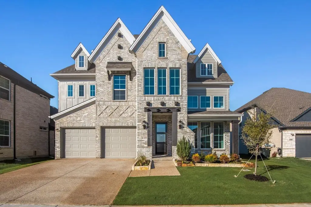 1329 Sundance Lane, Justin, TX 76247 - Image #1