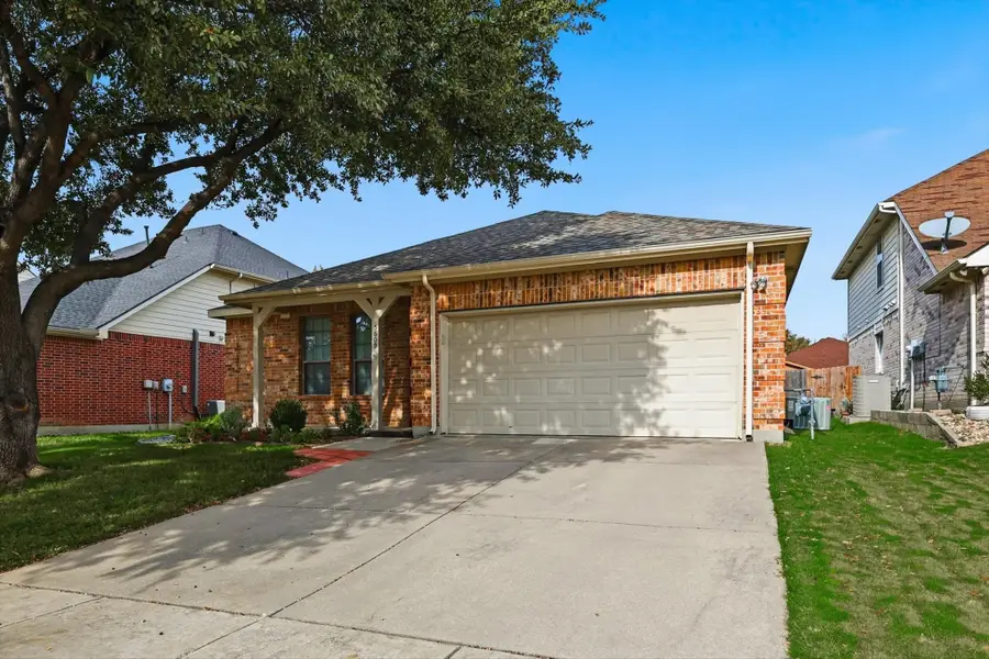 5609 Desert Willow Court, Fort Worth, TX 76137 - Image #2