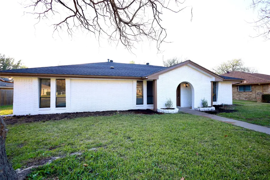 905 Pine Tree, Desoto, TX 75115 - Image #2