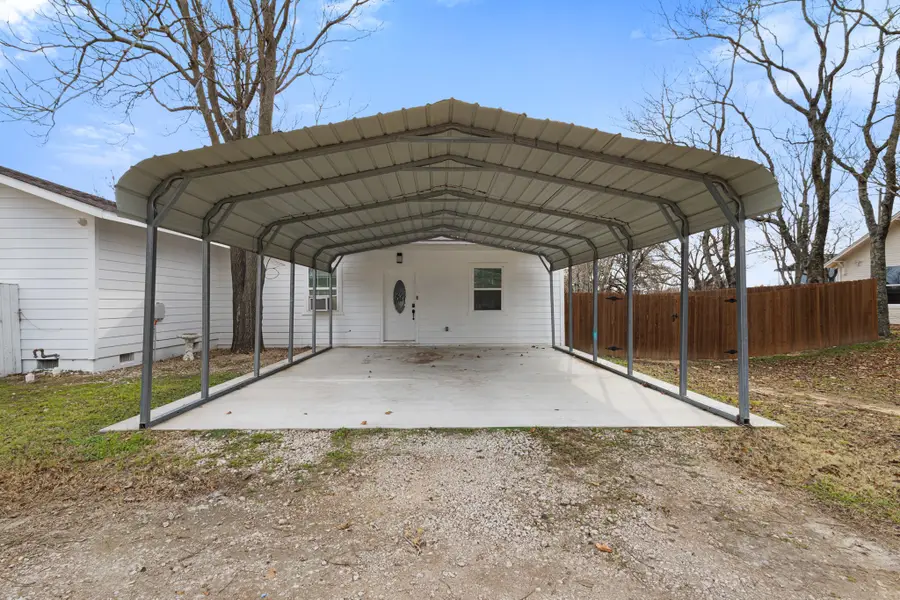 202 Blocker Street, Bridgeport, TX 76426 - Image #3