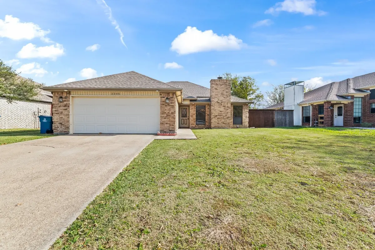 3205 Hillcrest Drive, Rowlett, TX 75088 - Image #1