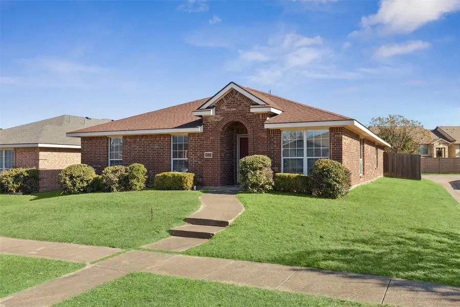 640 Canyon Place, Desoto, TX 75115 - Image #2
