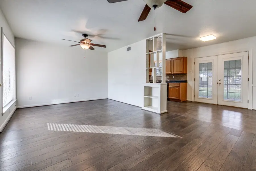 2607 Jonesboro Avenue, Dallas, TX 75228 - Image #2