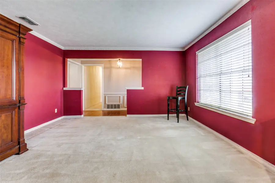 9320 Whitehurst Drive, Dallas, TX 75243 - Image #3