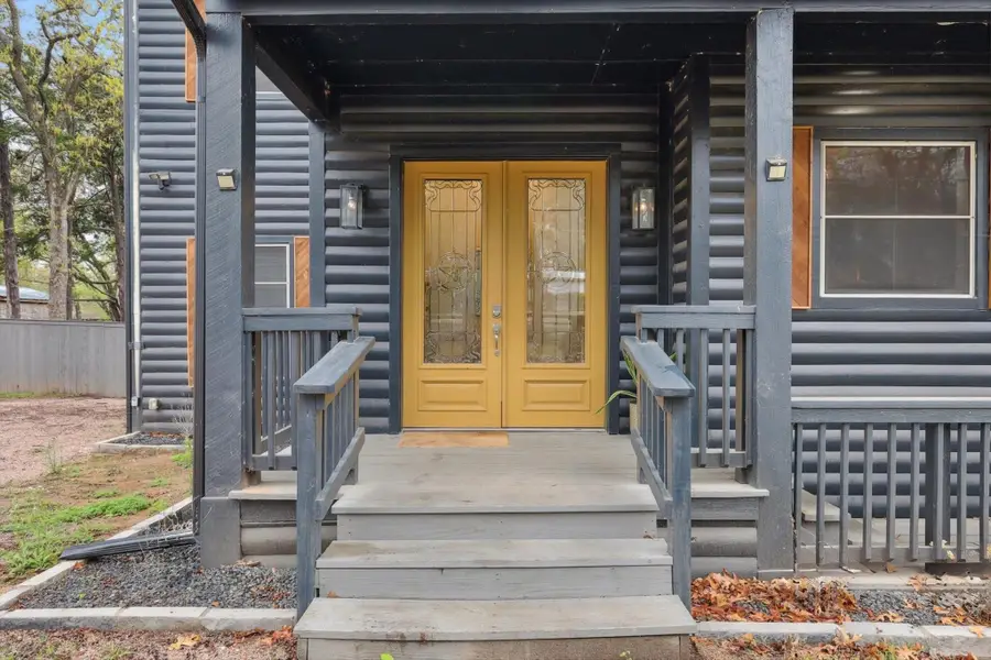 223 Oklahoma Avenue, Pottsboro, TX 75076 - Image #3