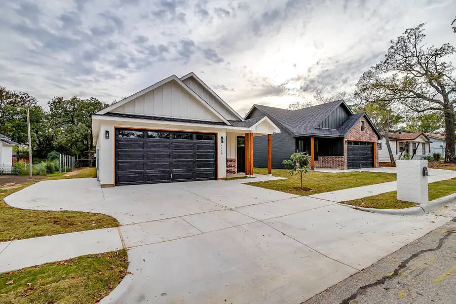 4948 Dunbar Street, Fort Worth, TX 76105 - Image #2