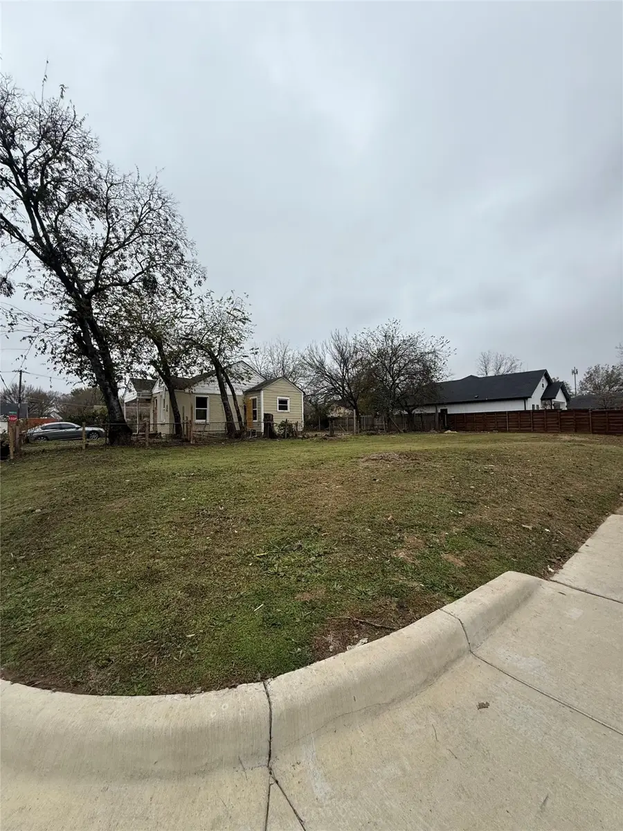 4901 Colonial Avenue, Dallas, TX 75215 - Image #3