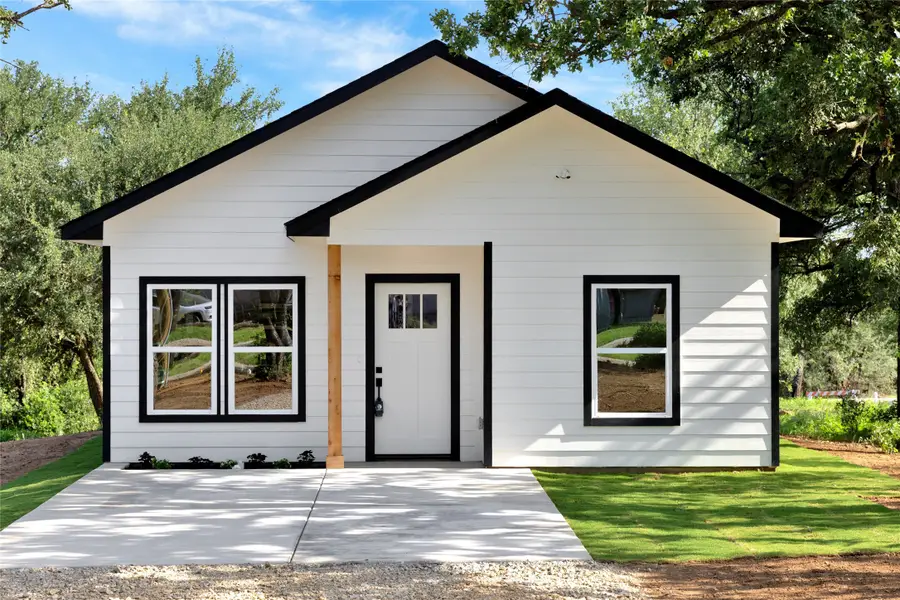 815 SW 28th Street, Mineral Wells, TX 76067 - Image #2