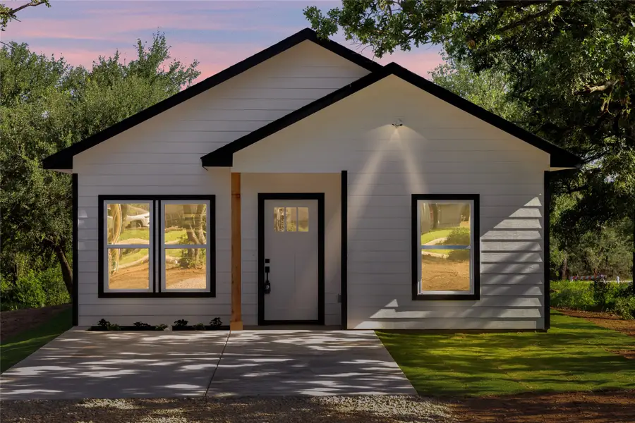 815 SW 28th Street, Mineral Wells, TX 76067 - Image #3