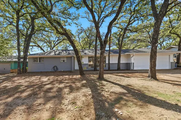 649 Ponderosa Drive, Hurst, TX 76053