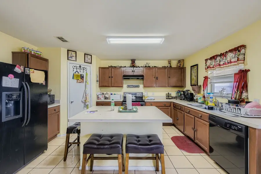 2228 Sims Drive, Fort Worth, TX 76119 - Image #3