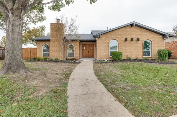 1912 Primrose Lane, Carrollton, TX 75007
