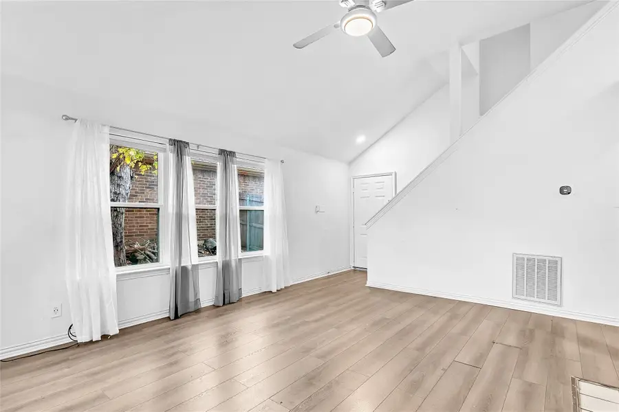 1332 Azalia Bend, Lewisville, TX 75067 - Image #2