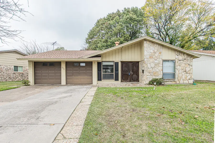 702 Fouts Drive, Irving, TX 75061 - Image #2