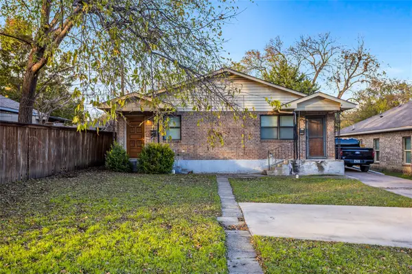 8136 Carlos Street, White Settlement, TX 76108