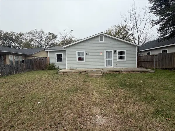 3411 Mclean Street, Fort Worth, TX 76103