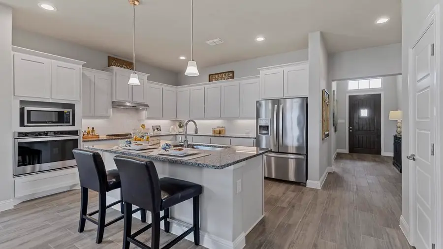 8612 Bur Oak Drive, Justin, TX 76247 - Image #2