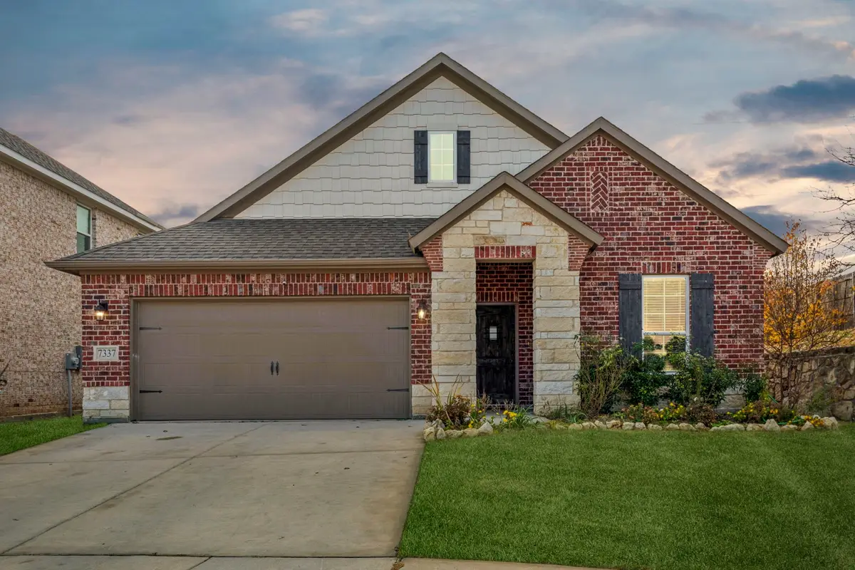 7337 Howling Coyote Lane, Fort Worth, TX 76131 - Image #1