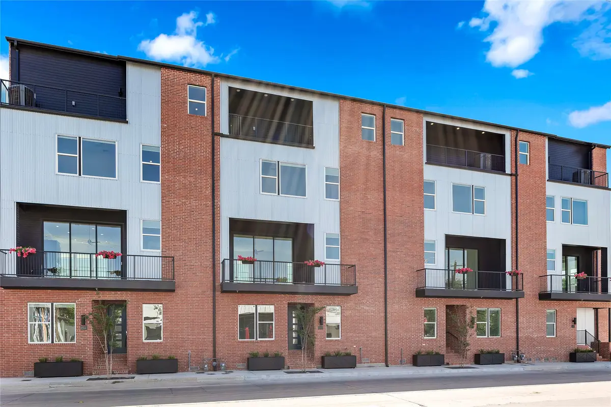 203 Carroll Street, Fort Worth, TX 76107 - Image #1