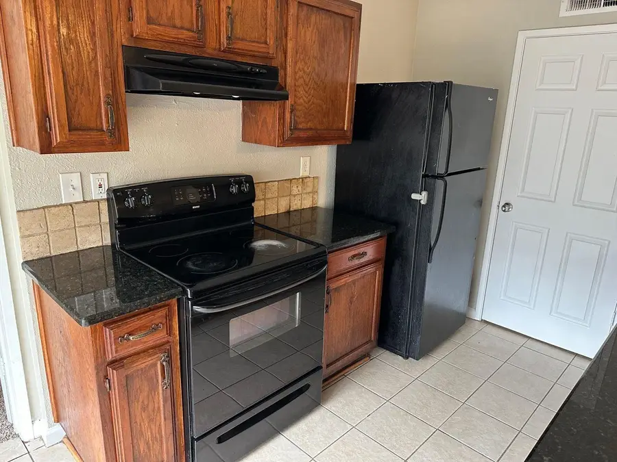 6080 Dooley Drive, The Colony, TX 75056 - Image #3