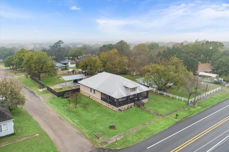 901 N Magnolia Avenue, Hubbard, TX 76648 - Image #2