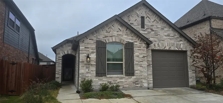 3905 Ford Drive, Heartland, TX 75126 - Image #2