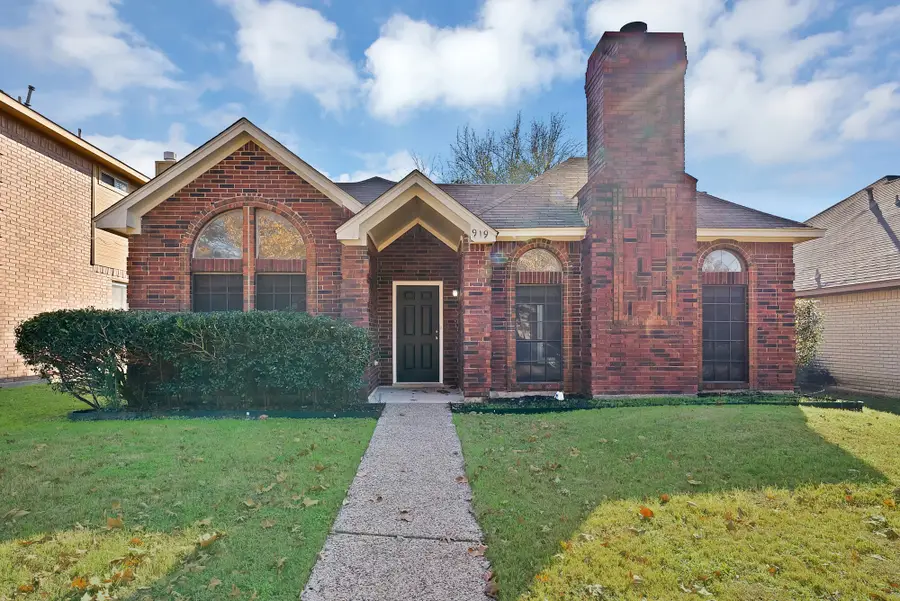 919 Walters Drive, Cedar Hill, TX 75104 - Image #3