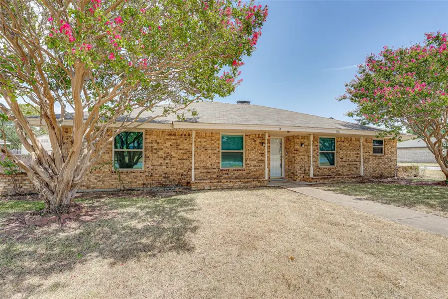 1418 Ridge Drive, Midlothian, TX 76065 - Image #2