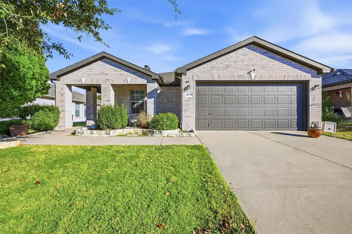 1665 Crown Point Drive, Little Elm, TX 75036 - Image #1