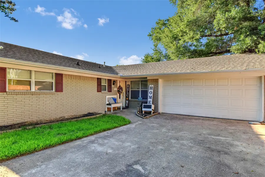 2513 Sunset Street, Denison, TX 75020 - Image #2