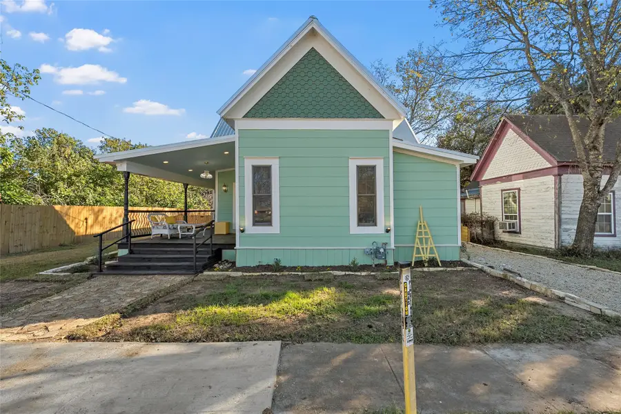 404 6th Street W, McGregor, TX 76657 - Image #3