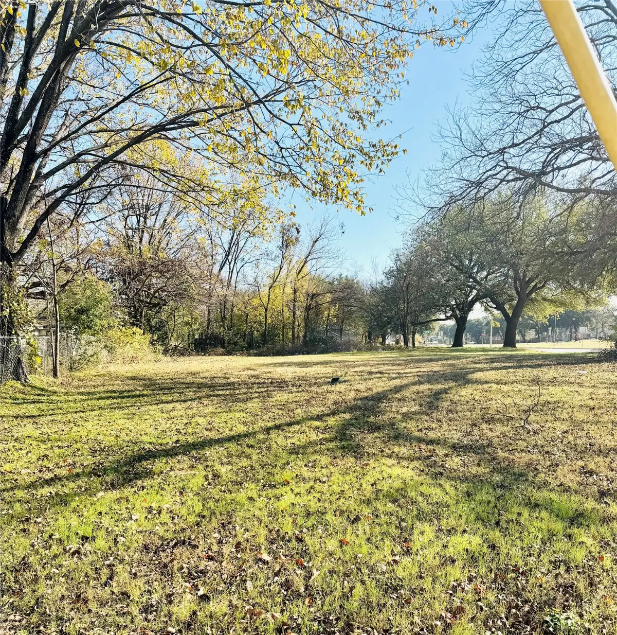 2210 Greer Street, Dallas, TX 75215 - Image #1